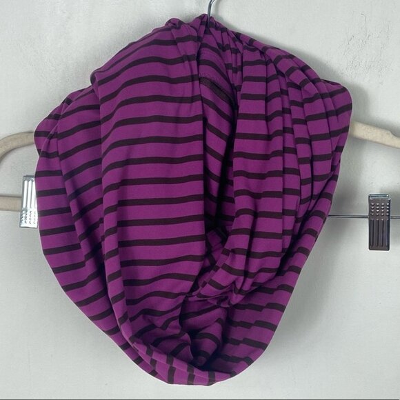 Lululemon Vinyasa Scarf Purple Stripe Bordeaux Snap Convertible Wrap Lightweight - Picture 12 of 15